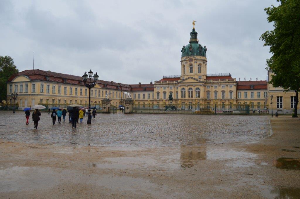 'VIVERE' A BERLINO TRA PASSATO E PRESENTE