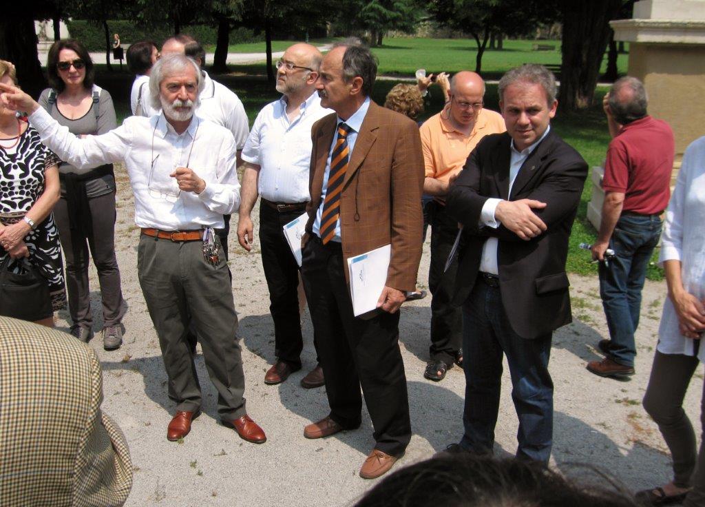 A PALAZZO ARESE BORROMEO CONFERENZA DI 'VIVERE' SULLE STATUE DEL GIARDINO IN OCCASIONE DEL LORO RESTAURO