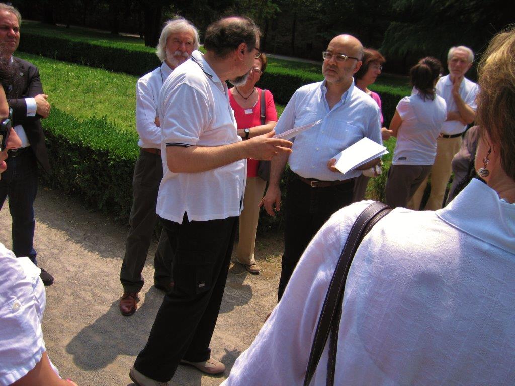 A PALAZZO ARESE BORROMEO CONFERENZA DI 'VIVERE' SULLE STATUE DEL GIARDINO IN OCCASIONE DEL LORO RESTAURO