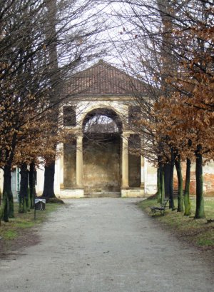 Il viale dell'uccelliera