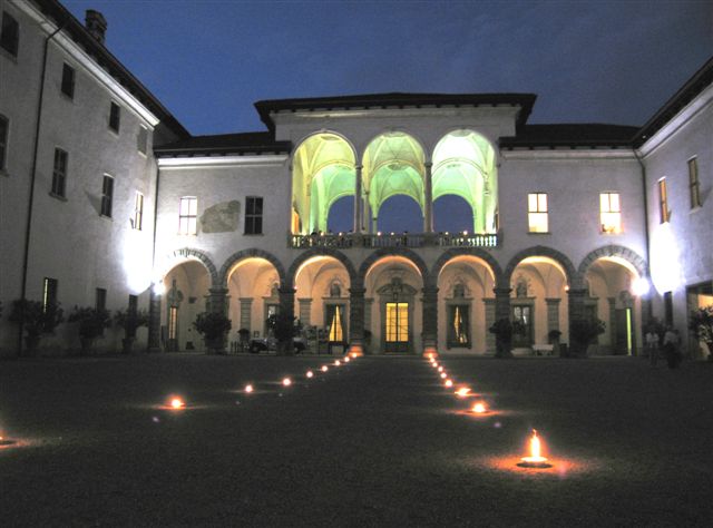 Palazzo Arese Borromeo - visite in notturna
